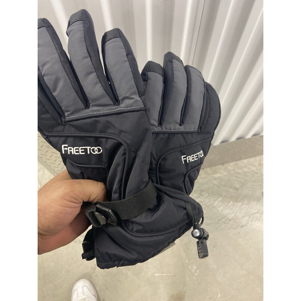Freet Black Gloves Winter Size L Snow Rain Gear Cold Parks Hiking Mountains